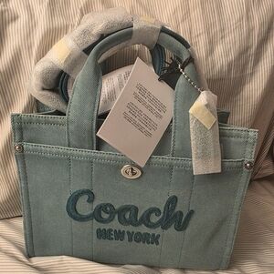 Coach Cargo 26 tote 2 way crossbody bag In Canvas Green